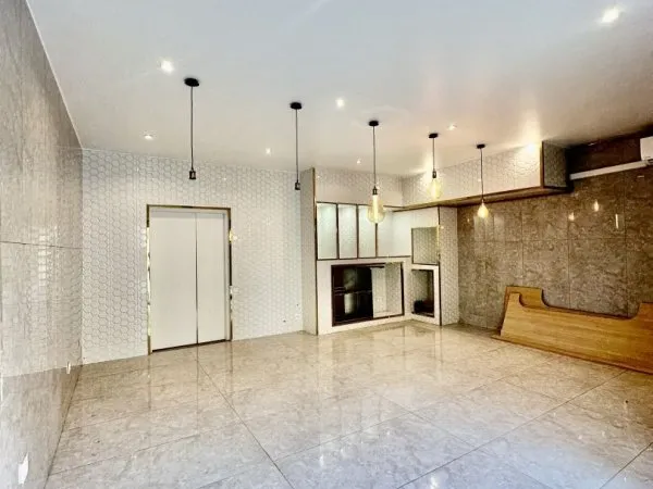 Local commercial 60 m²