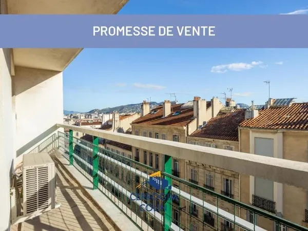 T4 Traversant avec balcon et vue dégagée