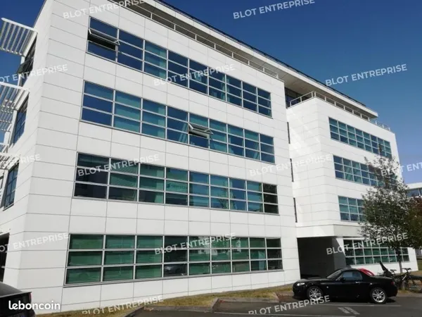 Bureaux 322 m²