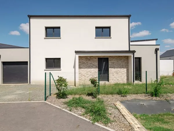 Maison/ Chateaugiron/ Lotissement