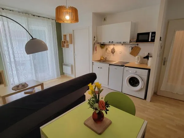 PAU - Appartement T1bis de 32.11 m2 avec balcon et parking sous-sol