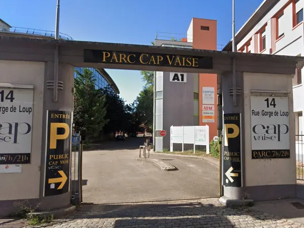 Parking 10 m²