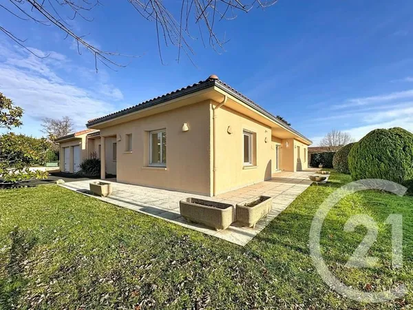 Maison 6 pièces 219 m²