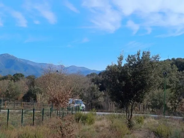 Terrain 412 m²