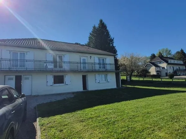 Maison familiale dans la campagne limousine
