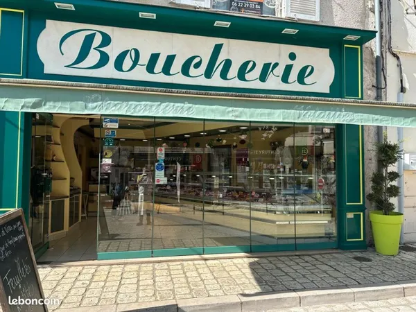 Local commercial - idealement situé - centre beaugency