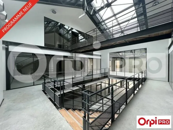 Bureau 49 m²
