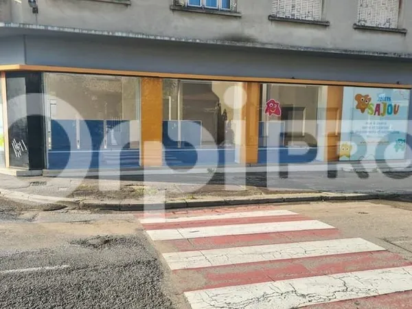 Local commercial 531 m²