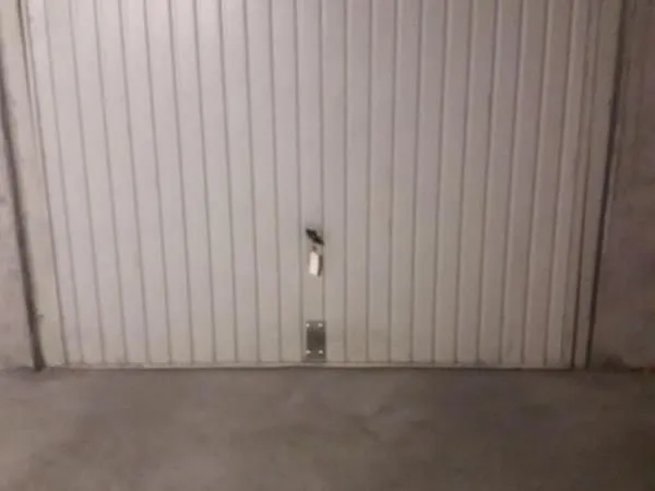 Garage/box 14 m² Lyon