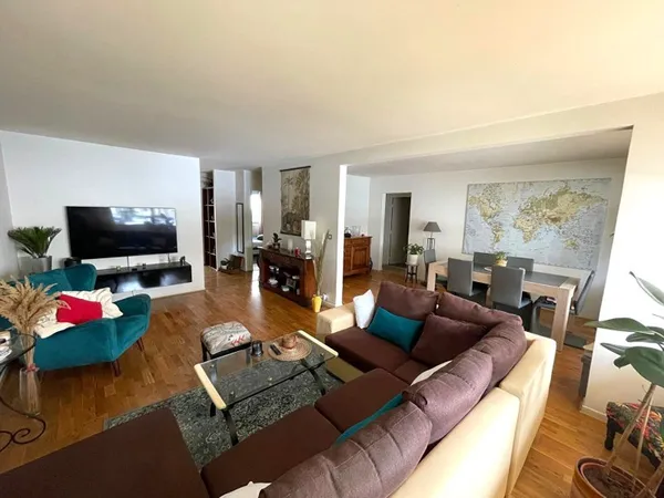 JOUVENCE - Beau T5 de 100,88 m² avec GARAGE.