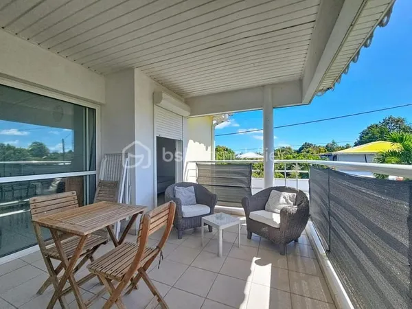 Appartement T2 + parking résidence avec piscine