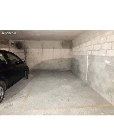 Parking 12 m²