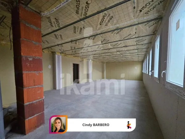Bureaux 75 m²