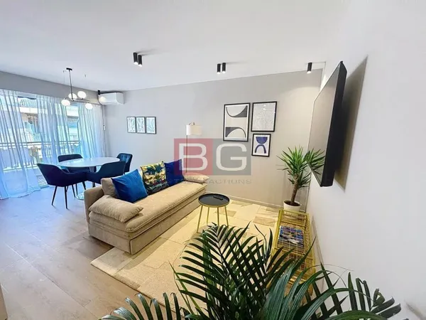 MAGNIFIQUE 2 PIECES ANTIBES CENTRE VILLE