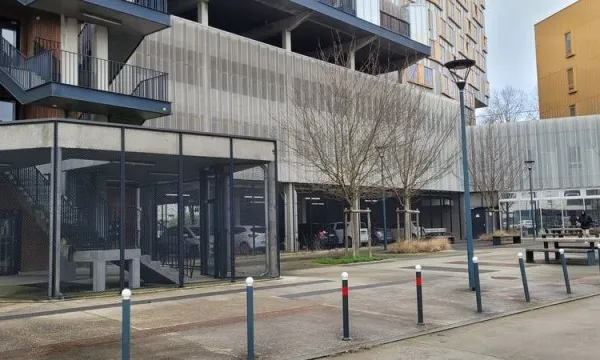 - Stationnement Parking 18 m² - Villejean - Beauregard