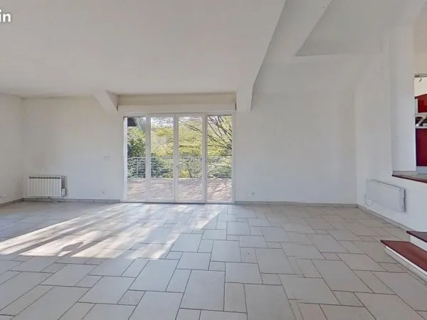 Maison 7 pièces 180 m²