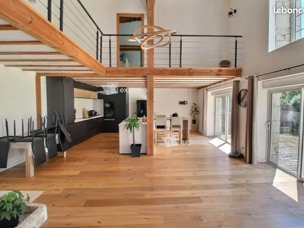 Maison 5 pièces 195 m²