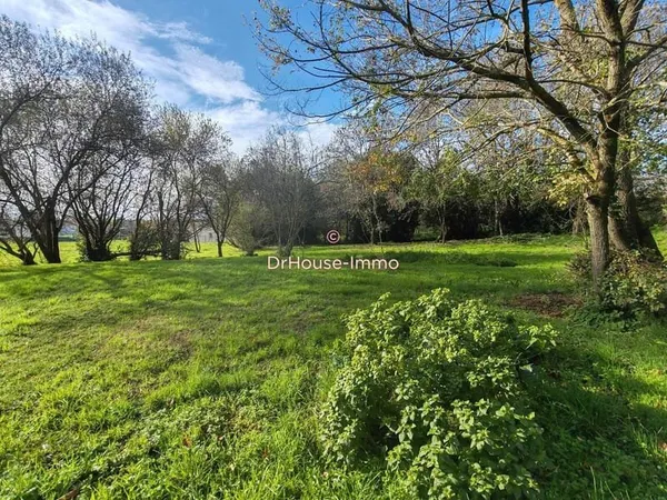Terrain hors lotissement avec plan d'eau - Proche mer - Talmont-Saint-Hilaire