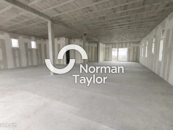 Bureaux 170 m²