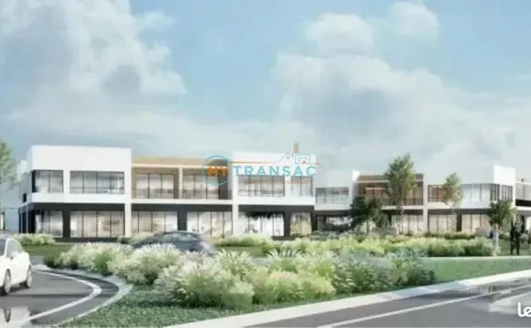 Local d'activité 2 616 m²