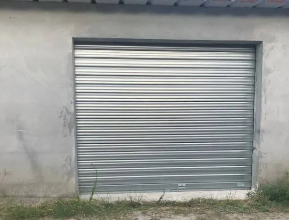 Parking 12 m²