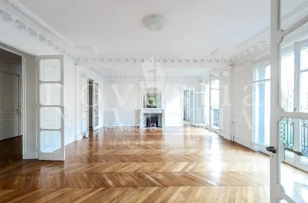 Appartement de 6 pièces de 190,50 m²