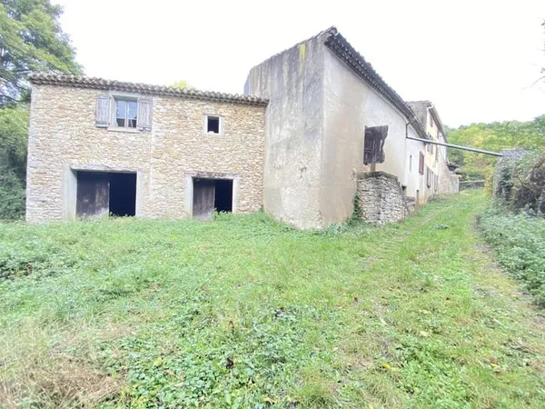 Corps de ferme à rénover