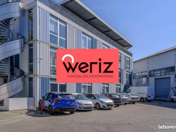 Bureaux 1 735 m²