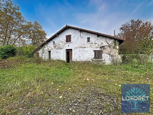 Maison 1 pièce 180 m²