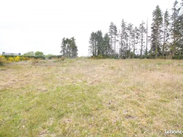 Terrain 1522 m² MESLAN