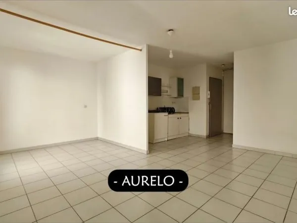 Studio 1 pièce 33 m²