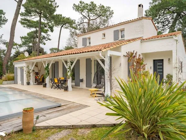 Maison 6 pièces 160 m²