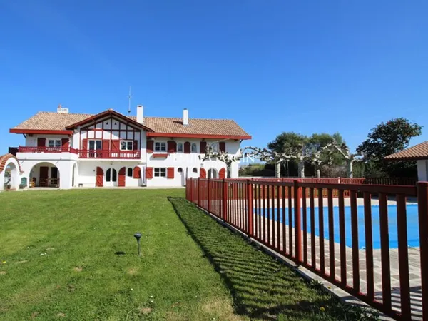A louer - Villa - Urrugne