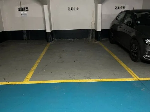 Parking 11 m²