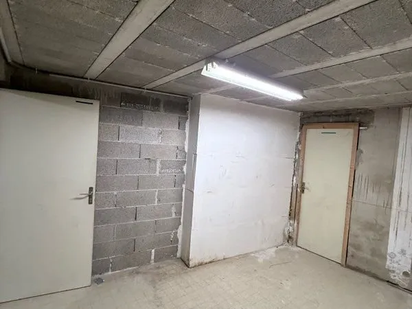 Box de stockage centre de Bessenay