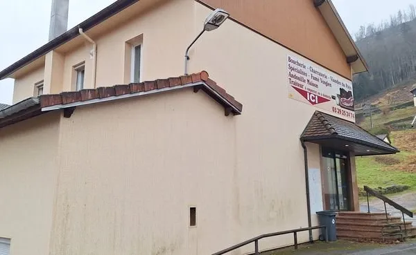 MAISON + COMMERCE