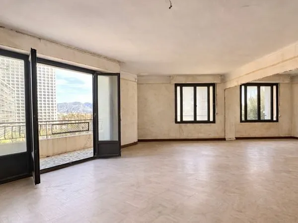 85m2 à fort potentiel - Emplacement recherché