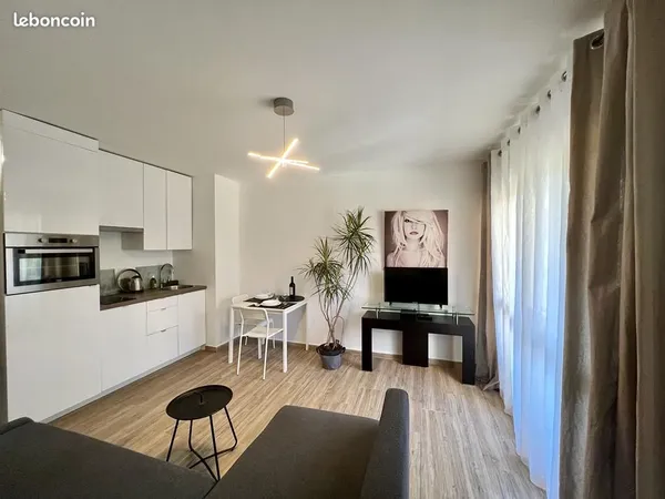 T2 Centre Antibes Juan les Pins -Direct propriétaire - Sans frais d'agence