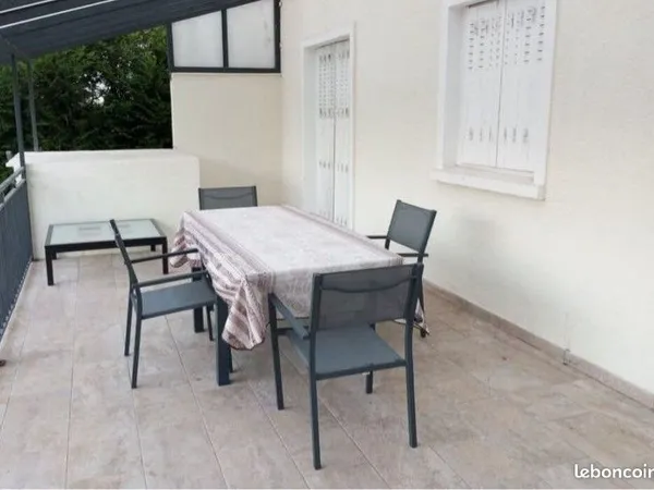 Chambre privée en colocation dans pavillon