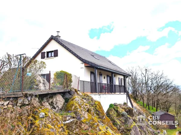 MAISON FAMILIALE