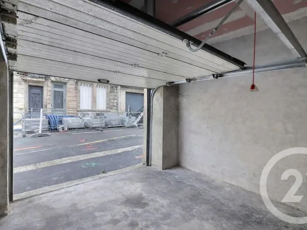 Parking 14 m²