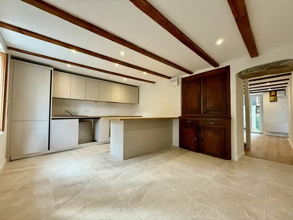 LATHUILE - T5 rénové à vendre en exclusivité