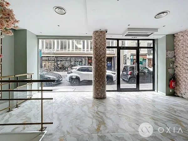 Local 74 m²