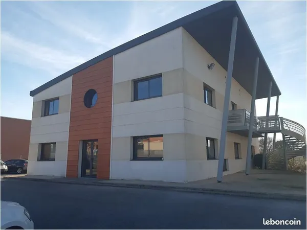 Commerce 205 m²