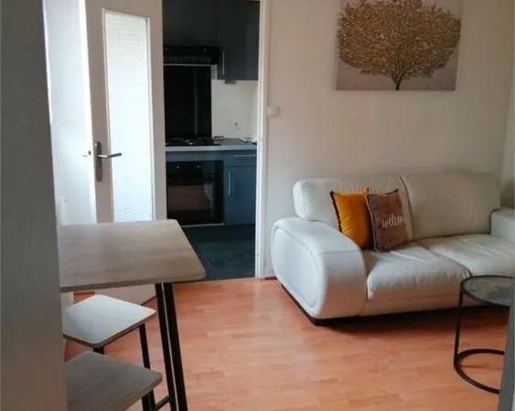 Appartement 2 pièces, 31m2+GARAGE+CAVE