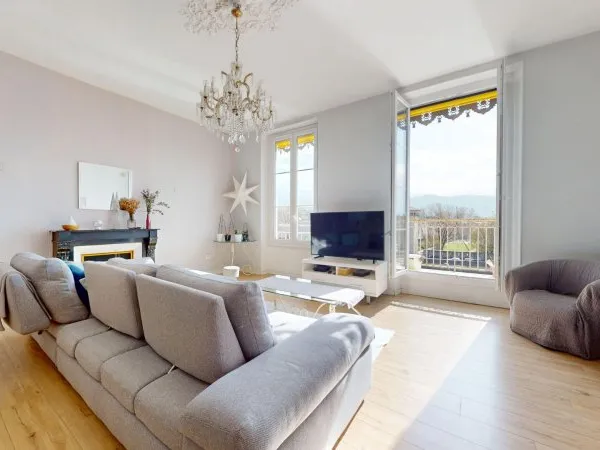 Appartement Grenoble 4 pièce(s) 118.57 m2