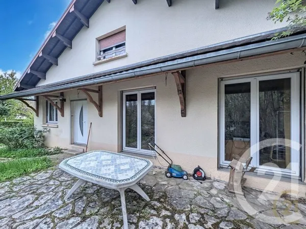 Maison 6 pièces 143 m²