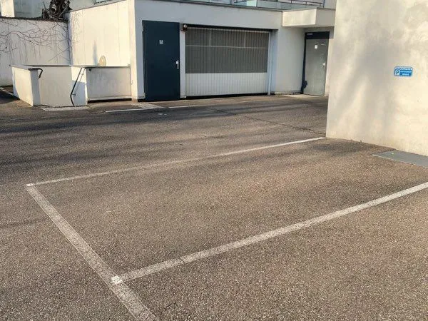 Location parking sous-sol securisée