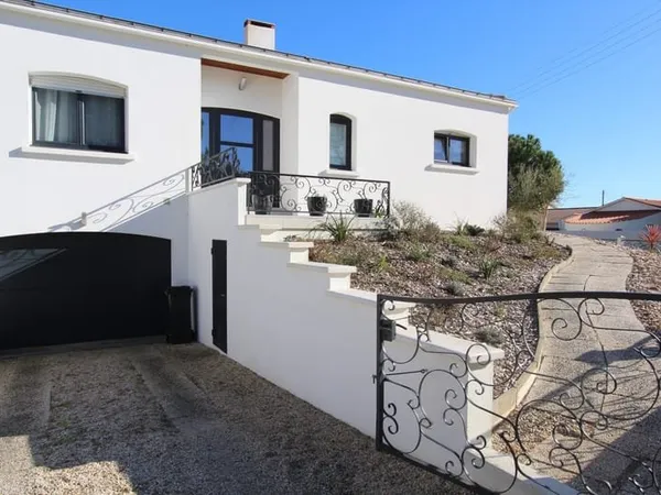 Maison avec studio