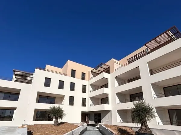 Frontignan - Appartement type 5 pièces d'exception